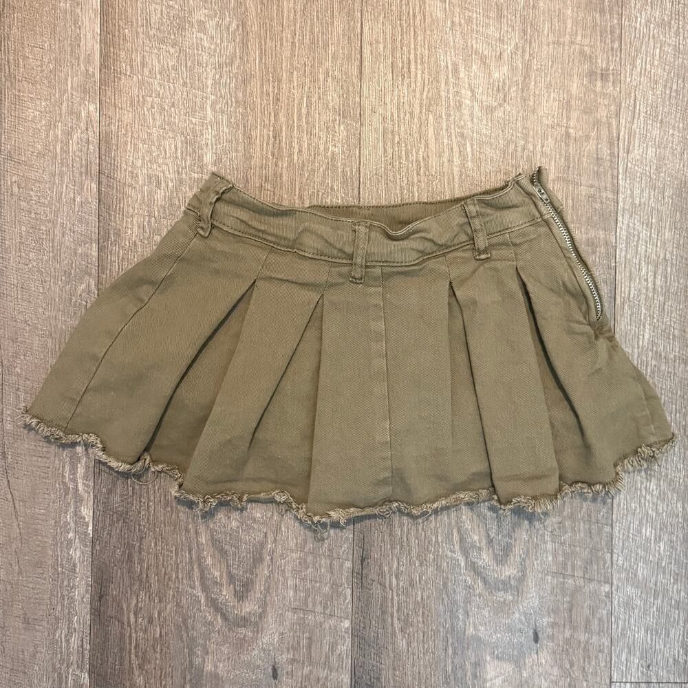 Olive Tan Green Pleated Mini Skirt Grunge Y2K With Side Zipper and Shorts